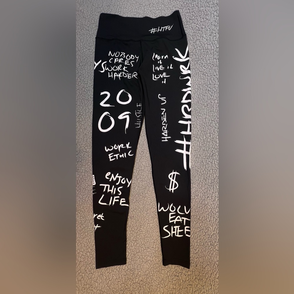 HTFU Analog Graffiti Workout Tights Womens Size Medium Black And White